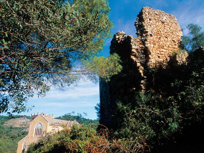 Mittelalterliches Schloß Andora