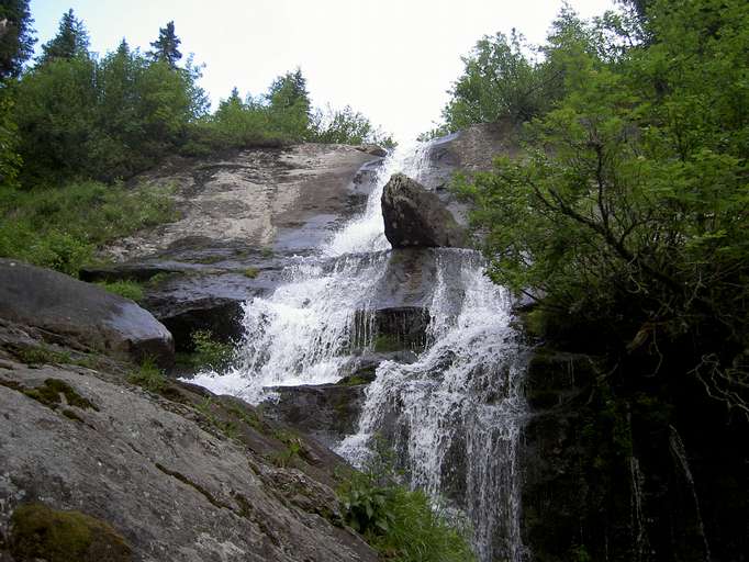 Cascata Poms