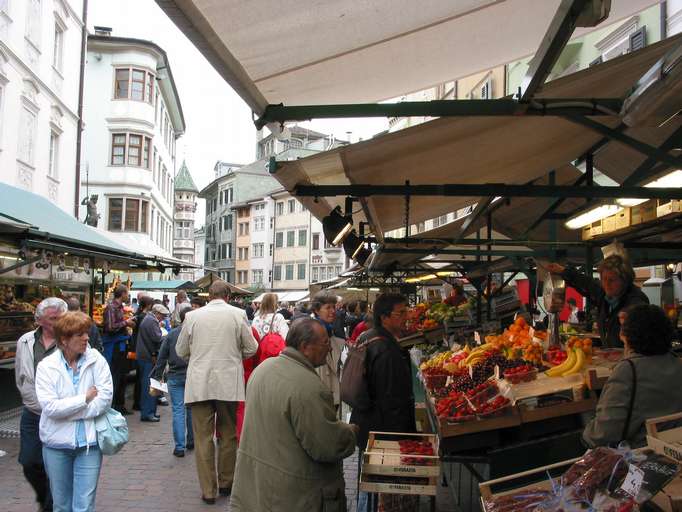 Markttag in Bozen