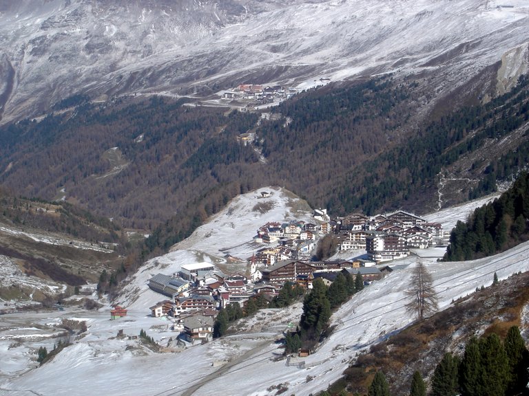 Obergurgl; im Hintergrund Hochgurgl