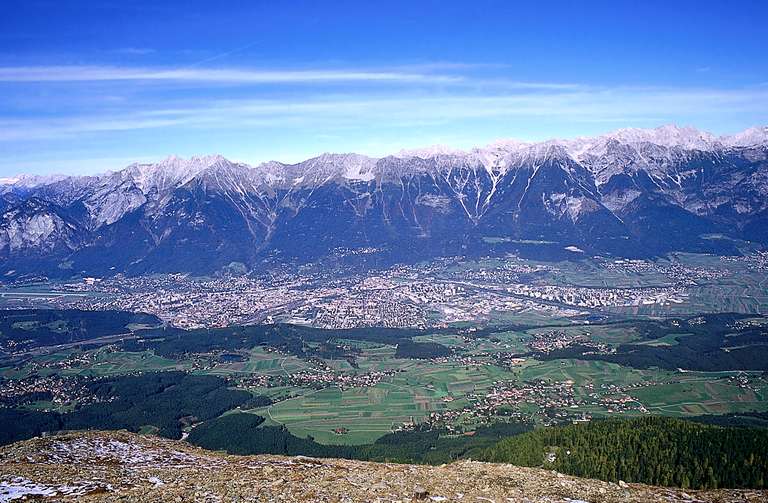 Innsbruck, con il Mittelgebirge orientale