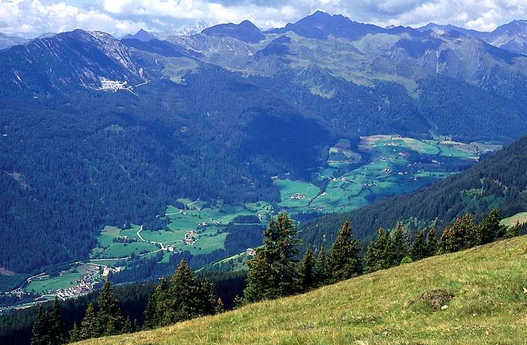 Ridnauner Höhenweg Blick ins Ridnauntal