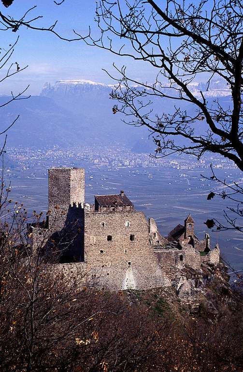 Eppan, Burg Hocheppan