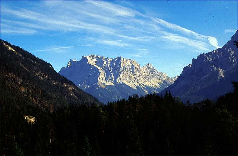 Blick vom Blindsee auf die Zugspitze