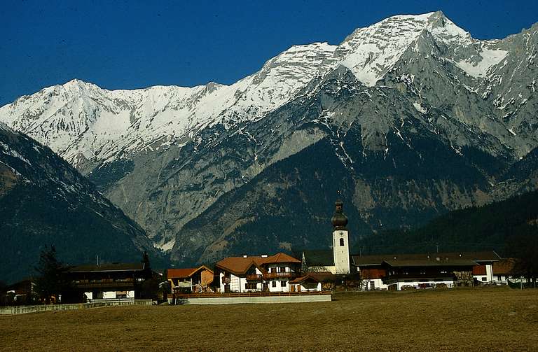 Mils mit Blick auf Bettelwurf