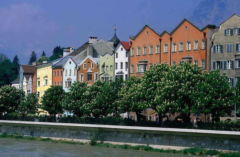 Innsbruck, Innstraße