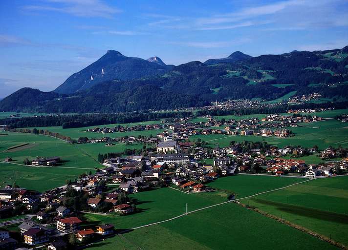 Ebbs von Süden, im Hintergrund Niederndorf