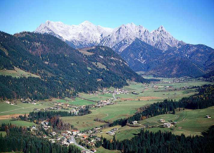 St. Jakob in Haus, con vista sulla Pillerseetal e le Loferer Steinberge