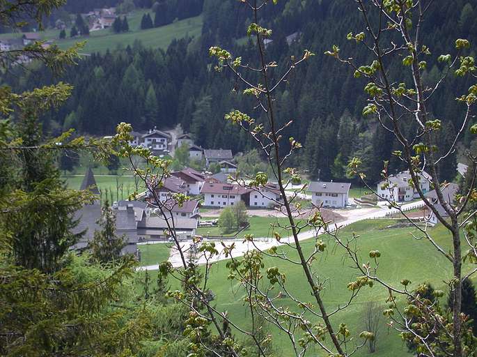 Frazione Senale, Senale-San Felice