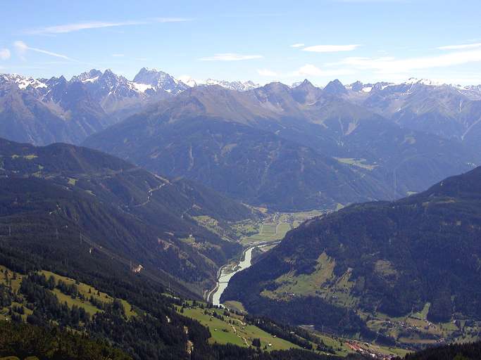 Vista da Venet su Oberes Gericht 