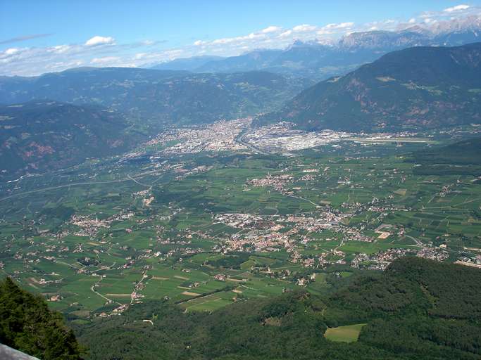 Eppan and The basin of Bolzano