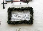 Foto: Targa commemorativa per Andreas Hofer, Egna (Tirol  Atlas)