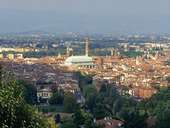 Vicenza mit der Basilica Palladiana (ab 12.Jh.) (Bild: Consorzio Vicenza è)